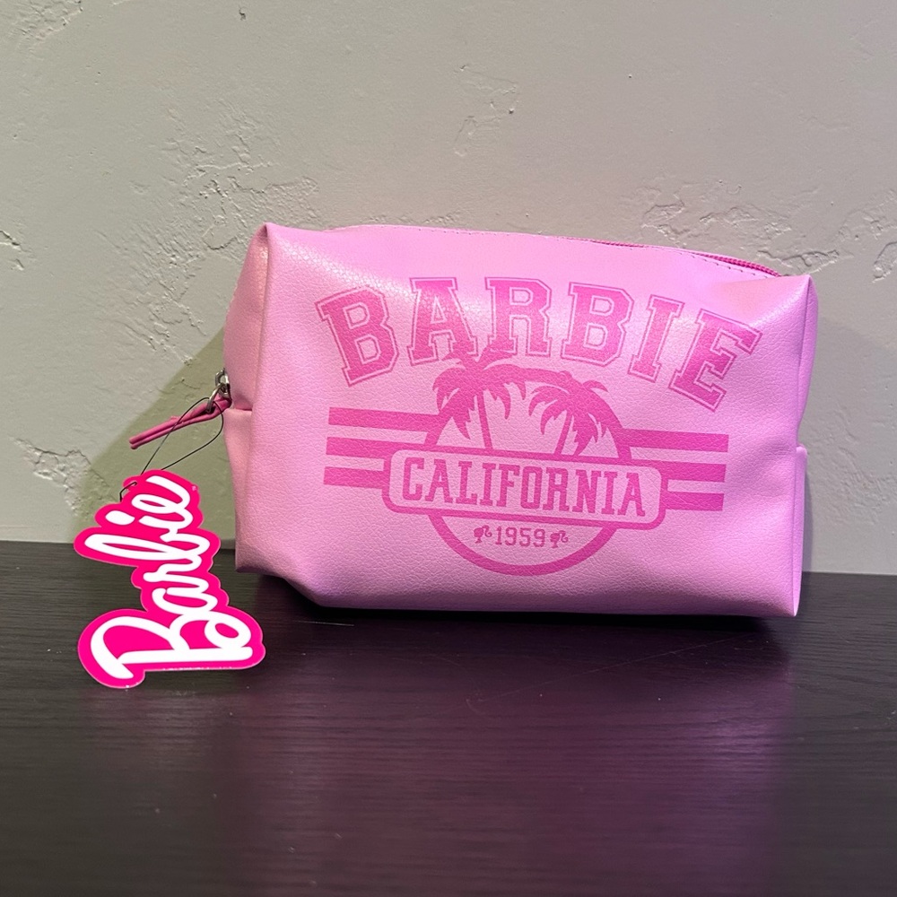 BARBIE Pink California Printed Cosmetic Travel Bag - Picture 2 of 9